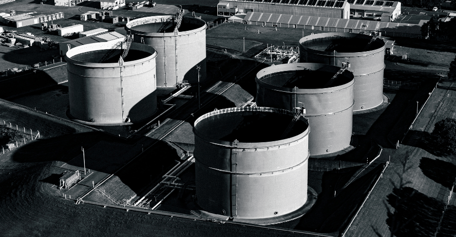 Refined oil products trading service
